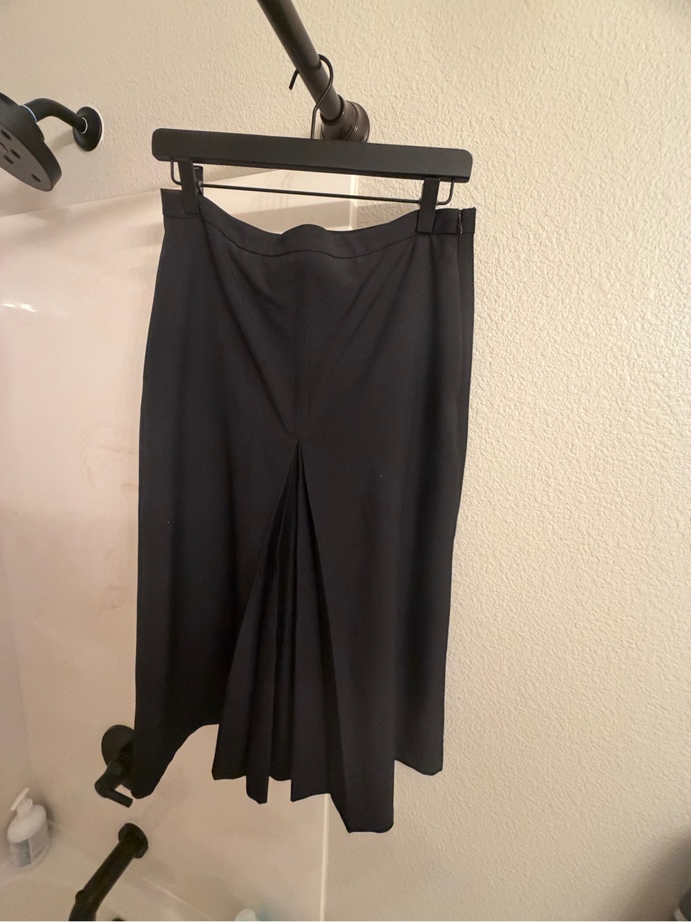 Banana Republic Black Women's Midi Skirt with Front Pleat